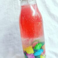 Scarlet Glitter Candle - Image 3